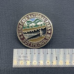 Wind Cave National Park Souvenir Pin Lapel Hat Gold Tone Brown Enamel SD